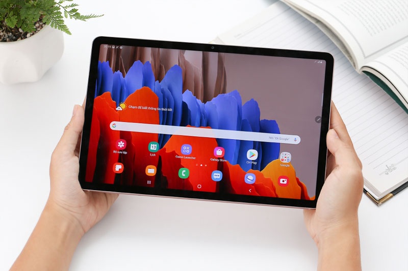 Galaxy Tab S7 được trang bị màn hình LCD 11 inch độ phân giải WQXGA